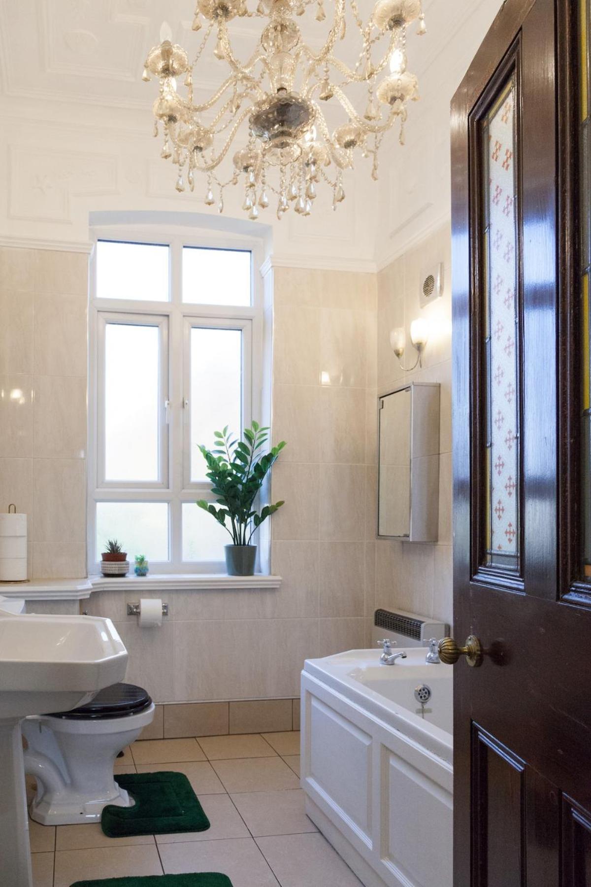 Pousada Victorian Elegance At Kingscliffe, Sleeps 17