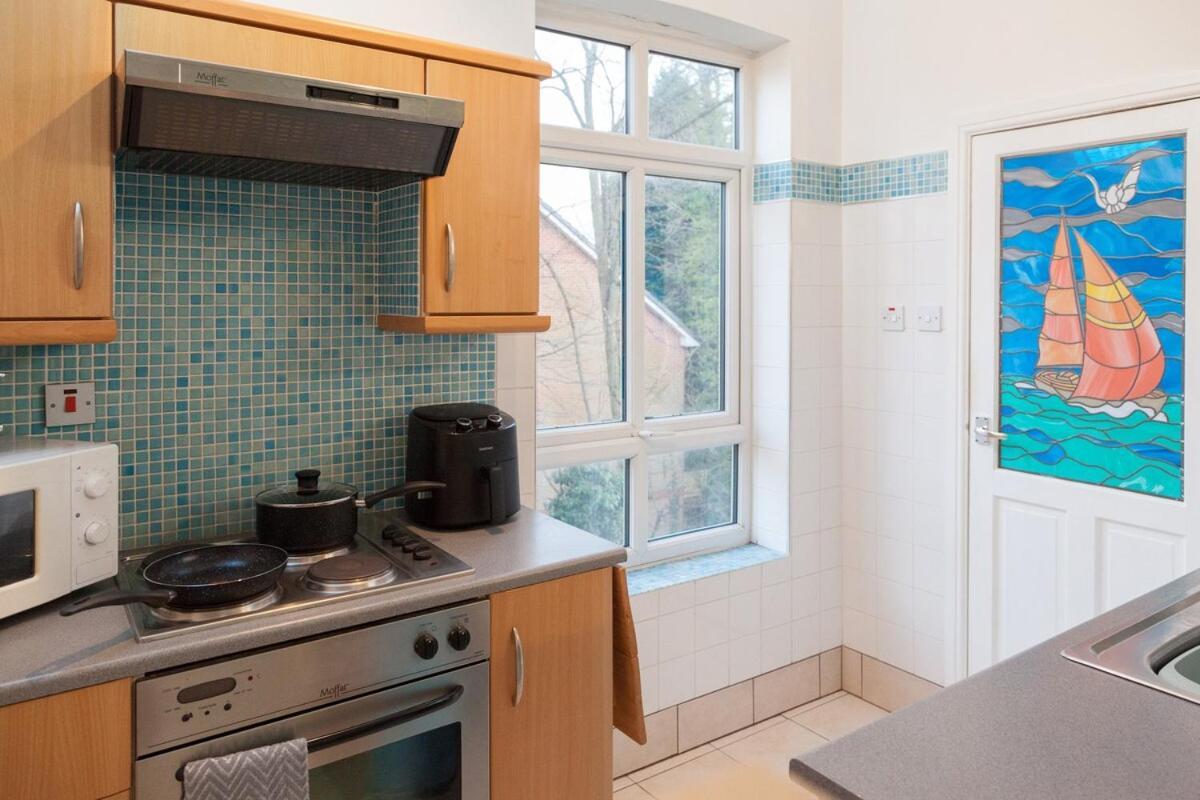 Victorian Elegance At Kingscliffe, Sleeps 17 Pousada