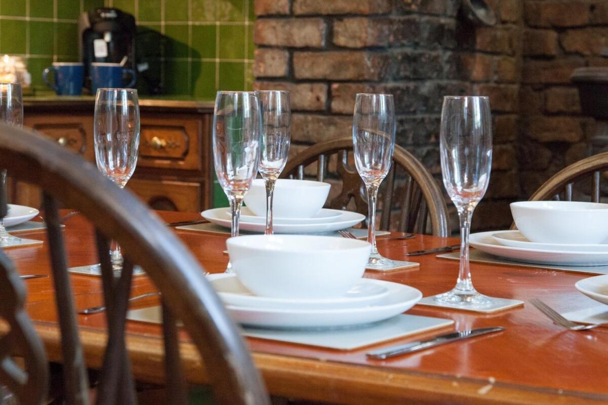 Victorian Elegance At Kingscliffe, Sleeps 17 Pousada