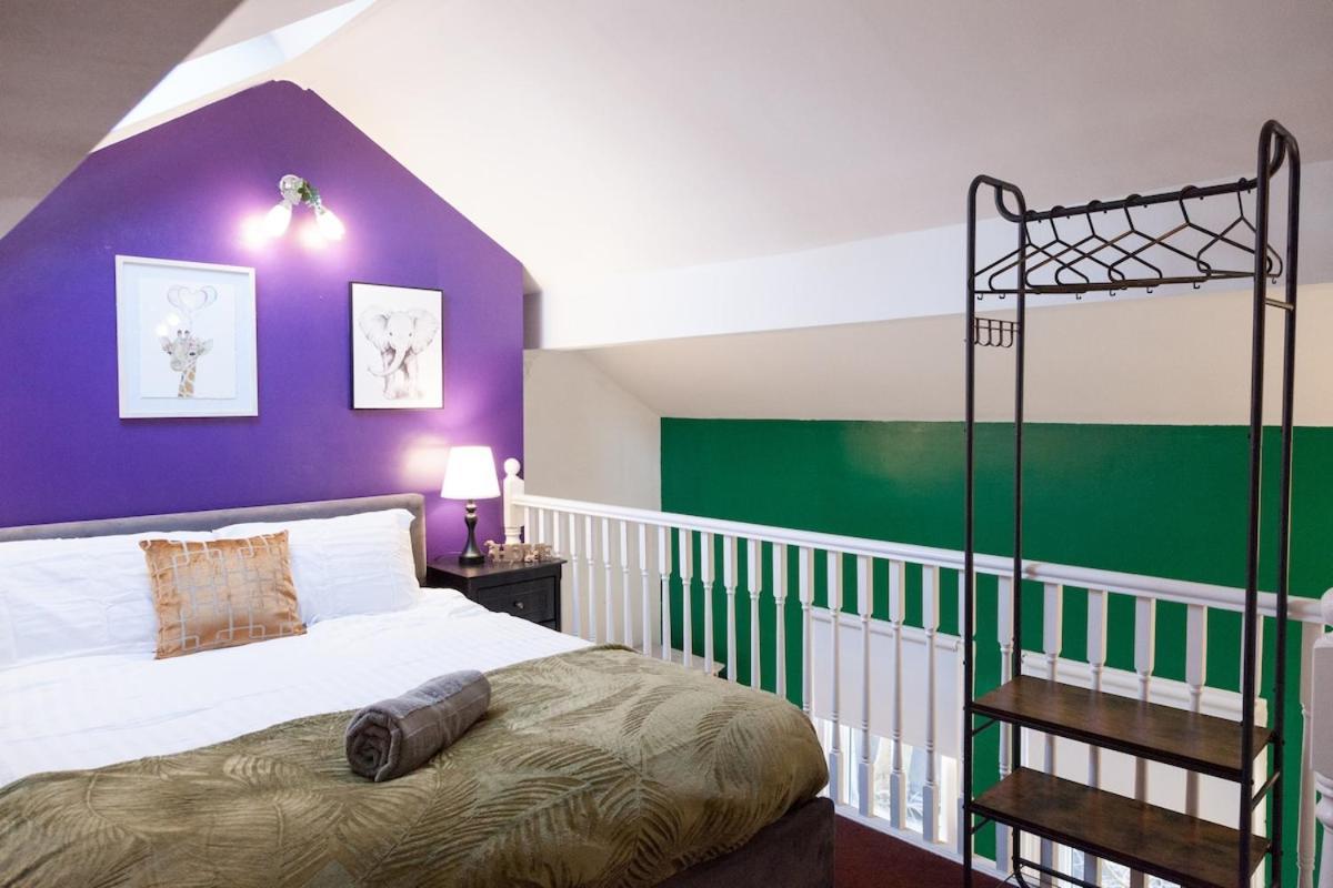 Victorian Elegance At Kingscliffe, Sleeps 17 Pousada *