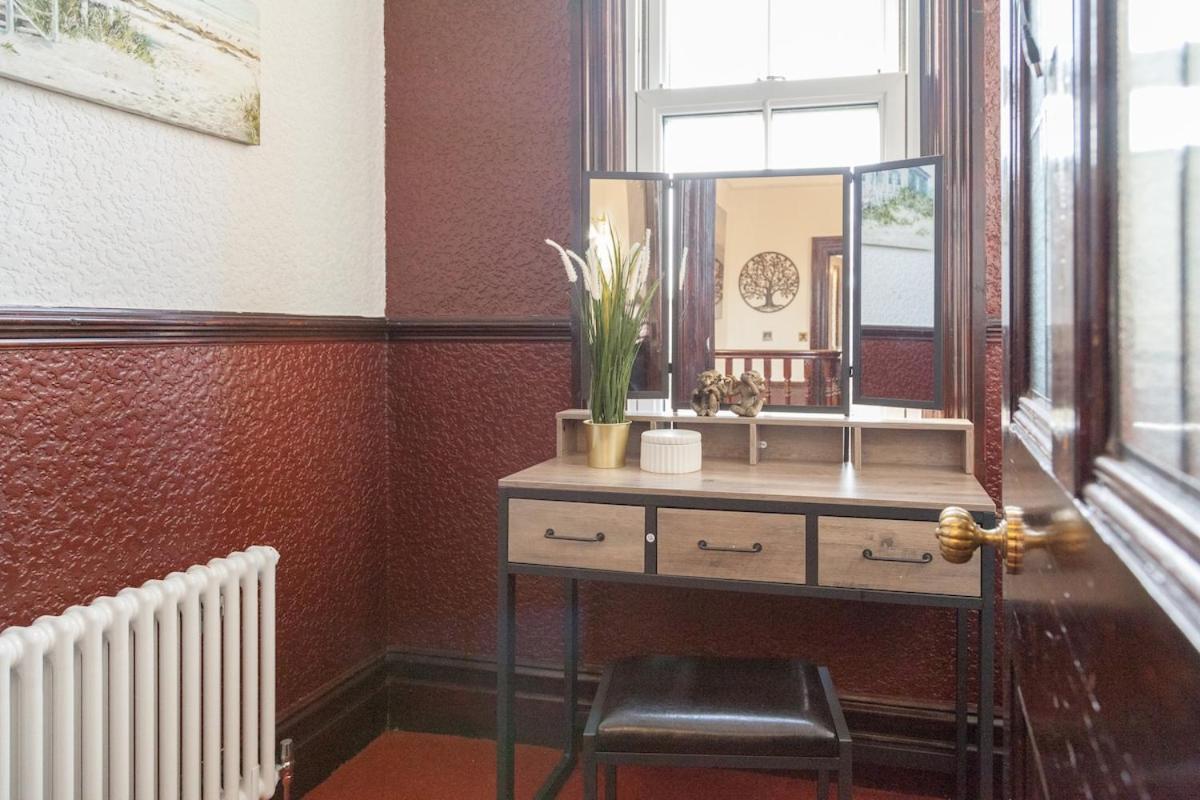 Victorian Elegance At Kingscliffe, Sleeps 17 Pousada Manchester