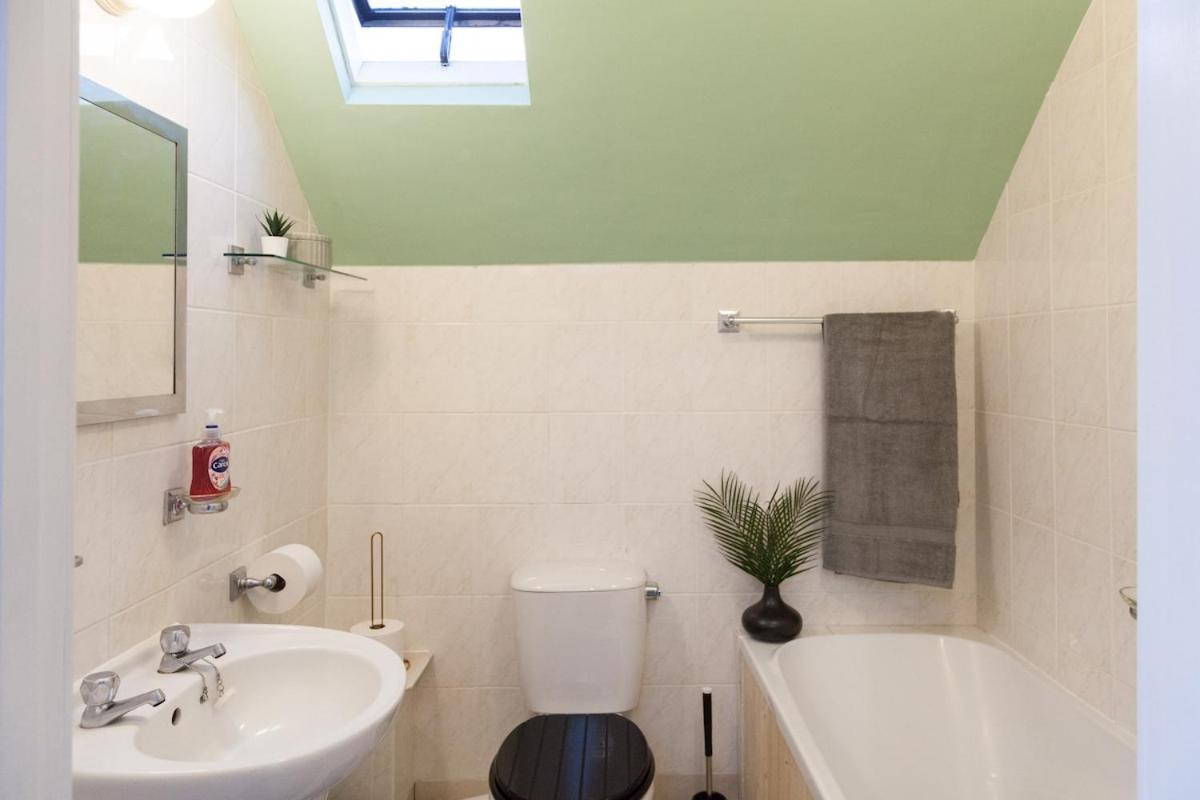 Pousada Victorian Elegance At Kingscliffe, Sleeps 17 Manchester