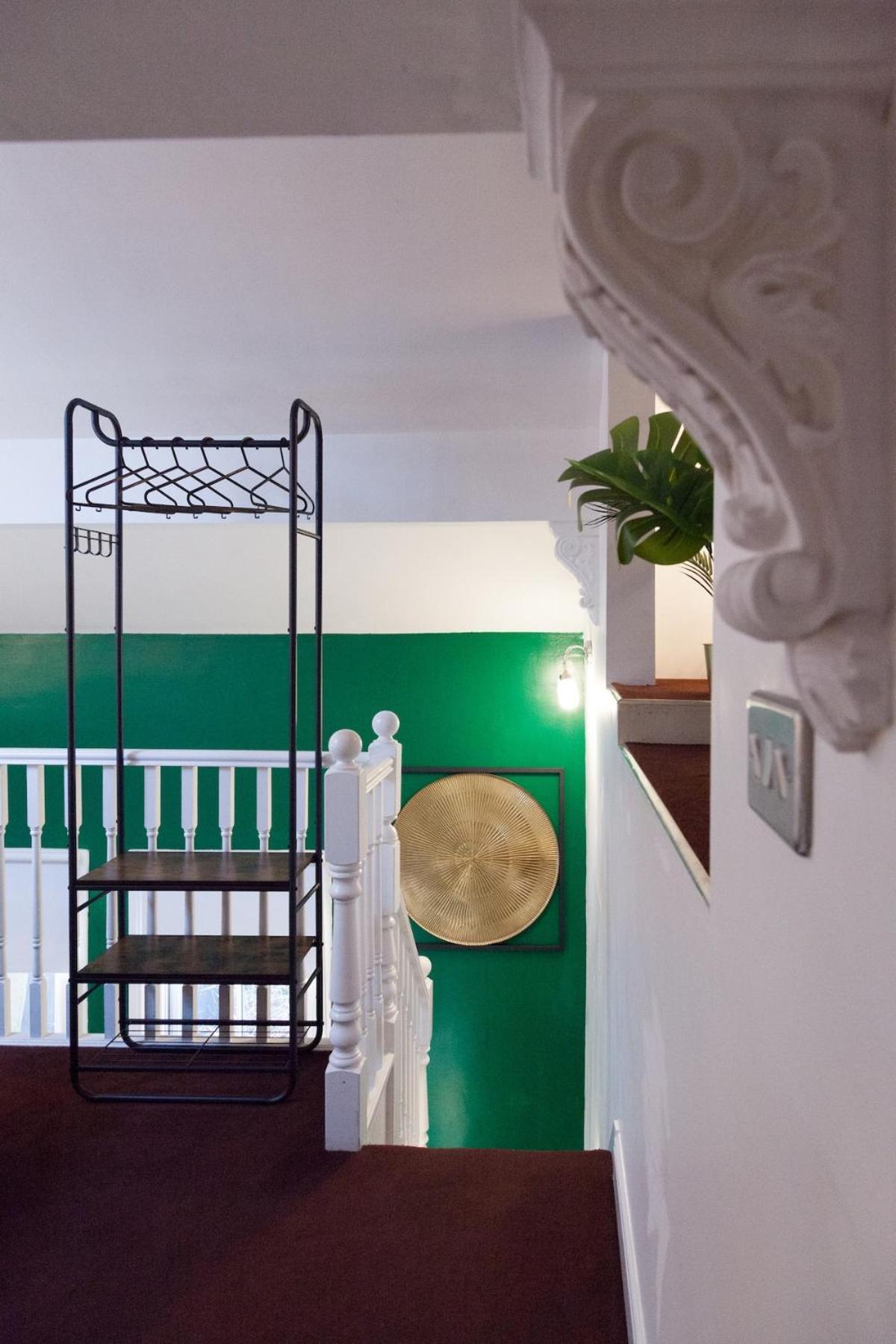 Pousada Victorian Elegance At Kingscliffe, Sleeps 17 *